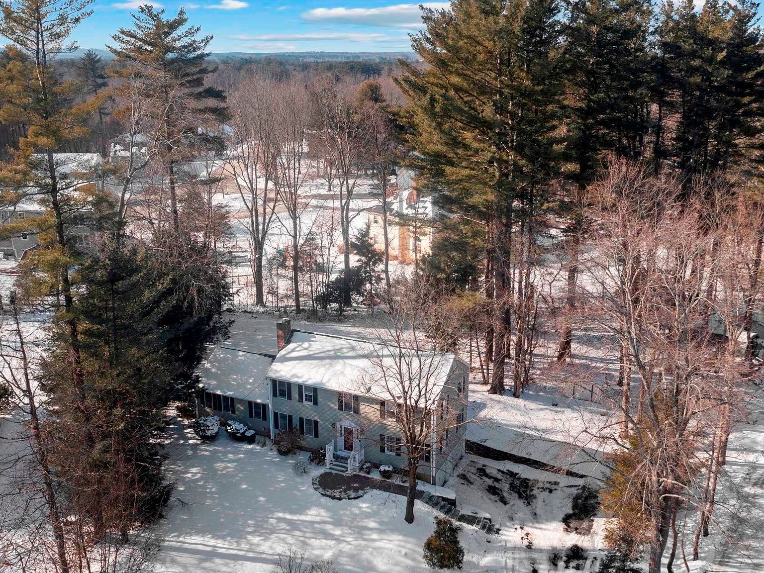 9 Little Pine Ln Exeter, NH 03833 | Single Family