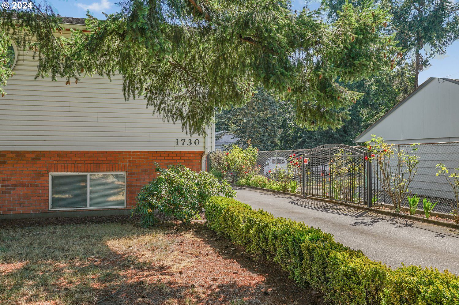 1730 SE 148th Ave Portland, OR 97233  | Single Family