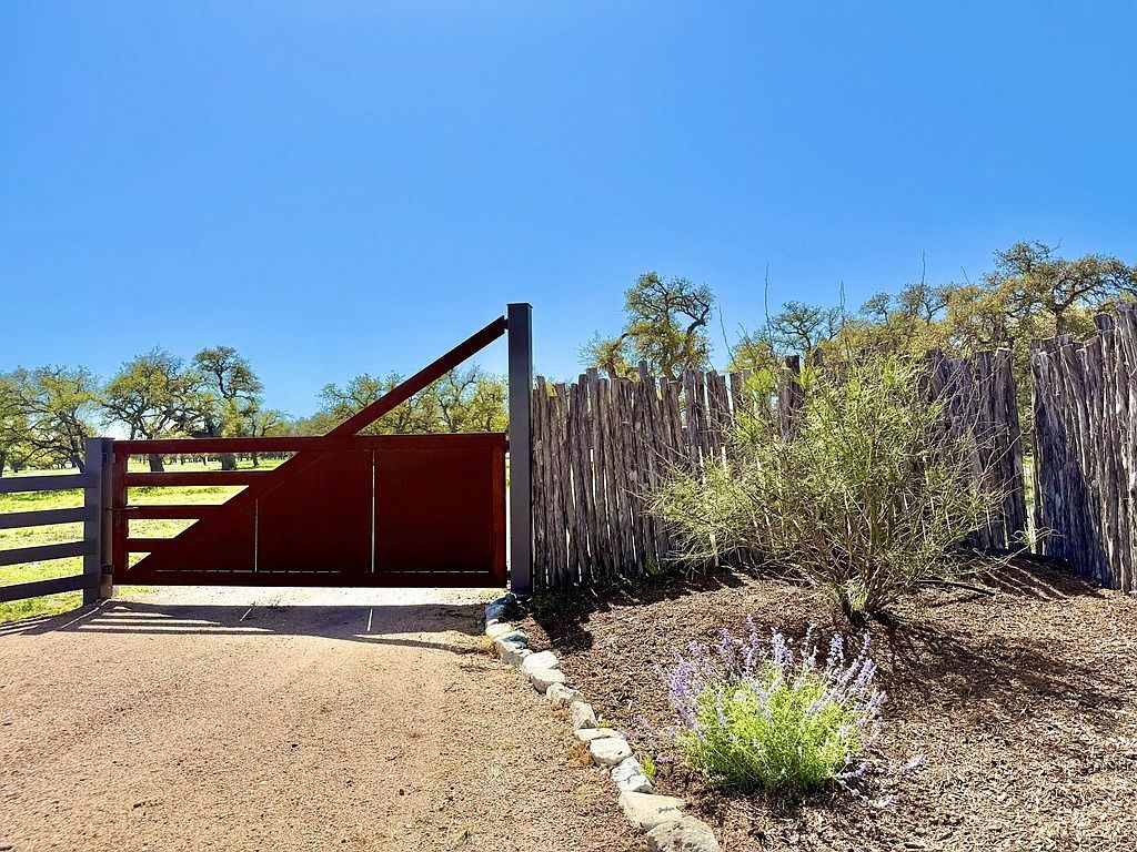 2178 S Ranch Rd #783 Harper, TX 78631 | Single Family