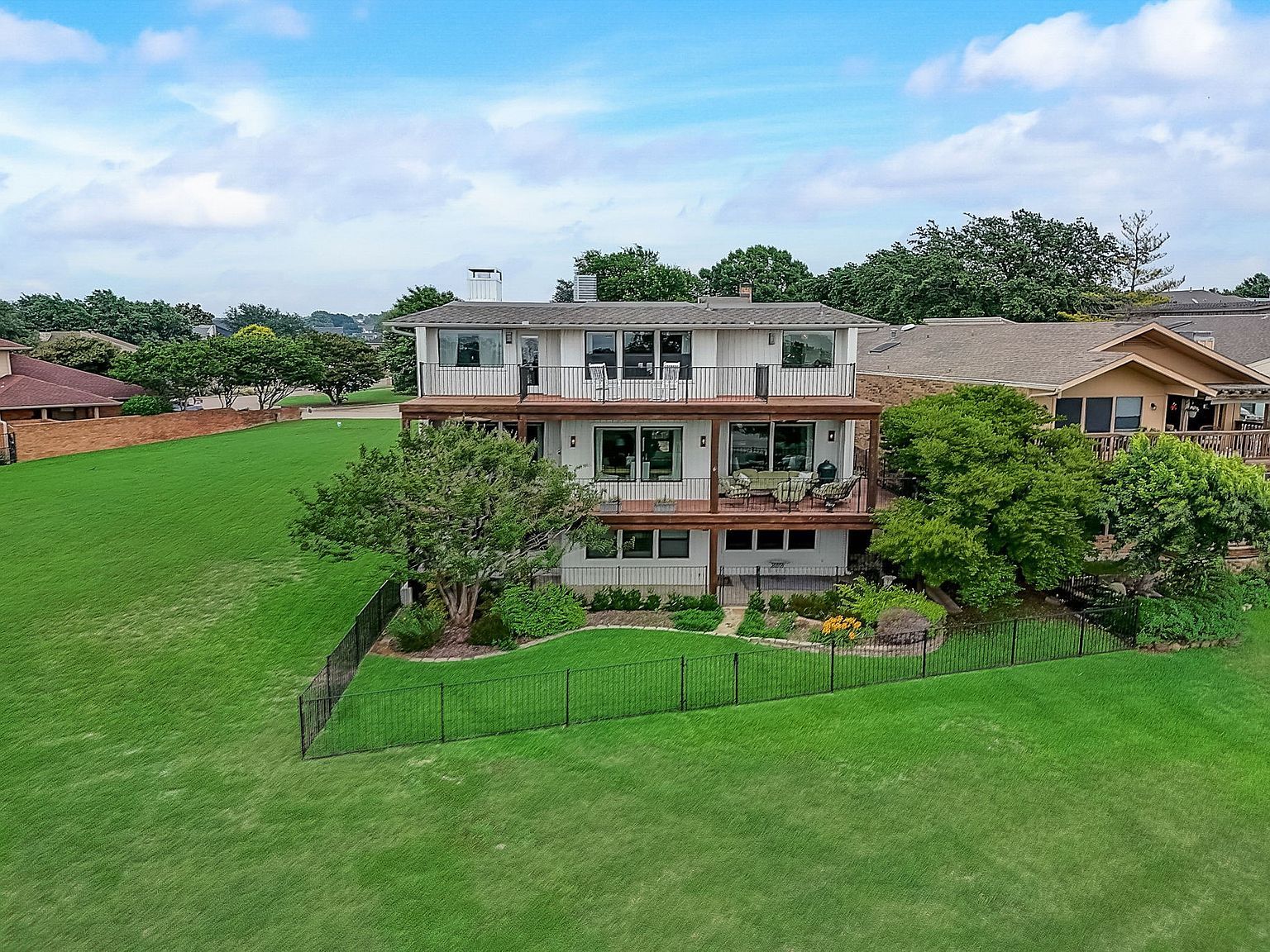 435 Columbia Dr Rockwall, TX 75032  | Single Family