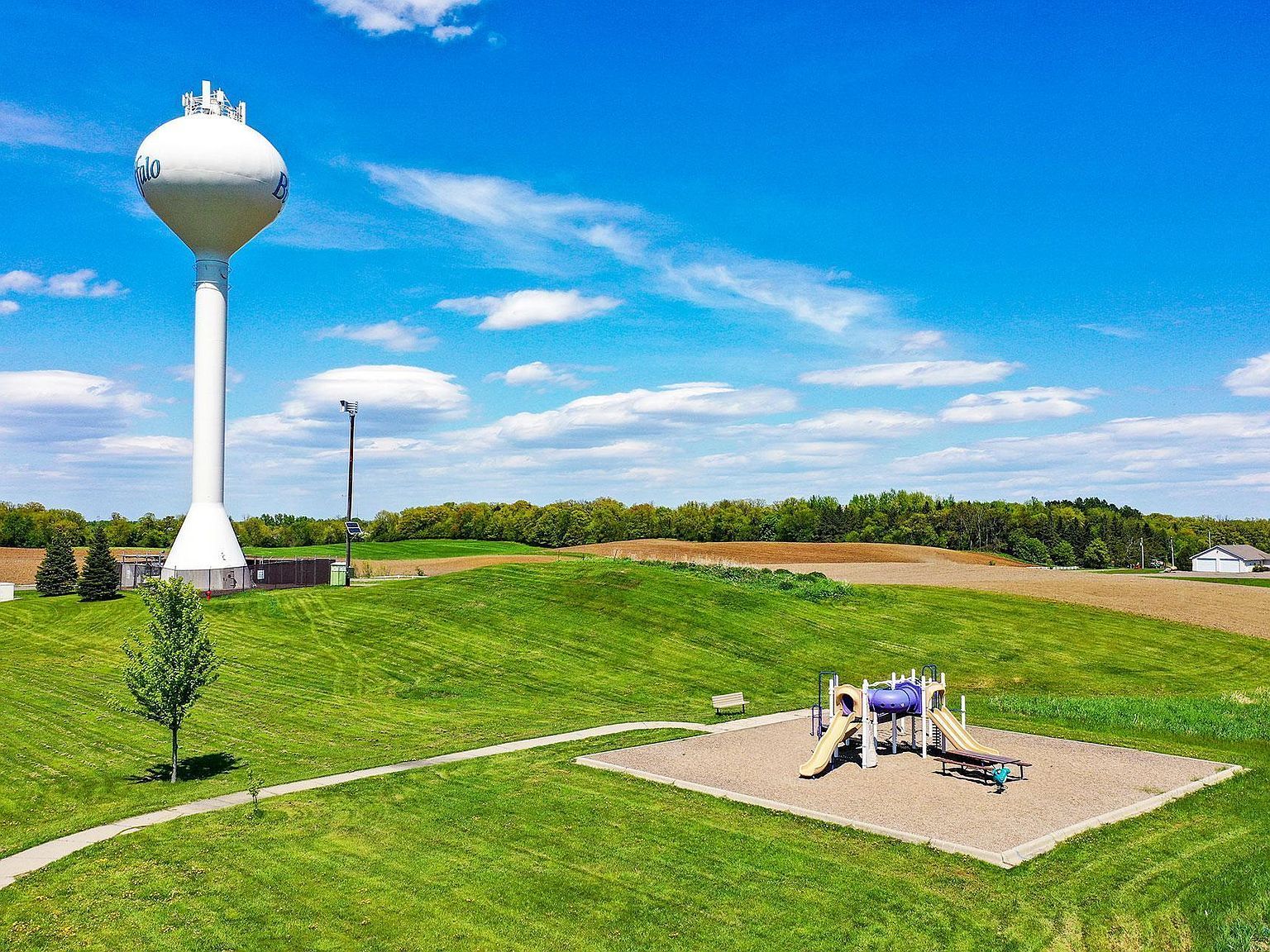 2627 Arbor Dr Buffalo, MN 55313 | Single Family