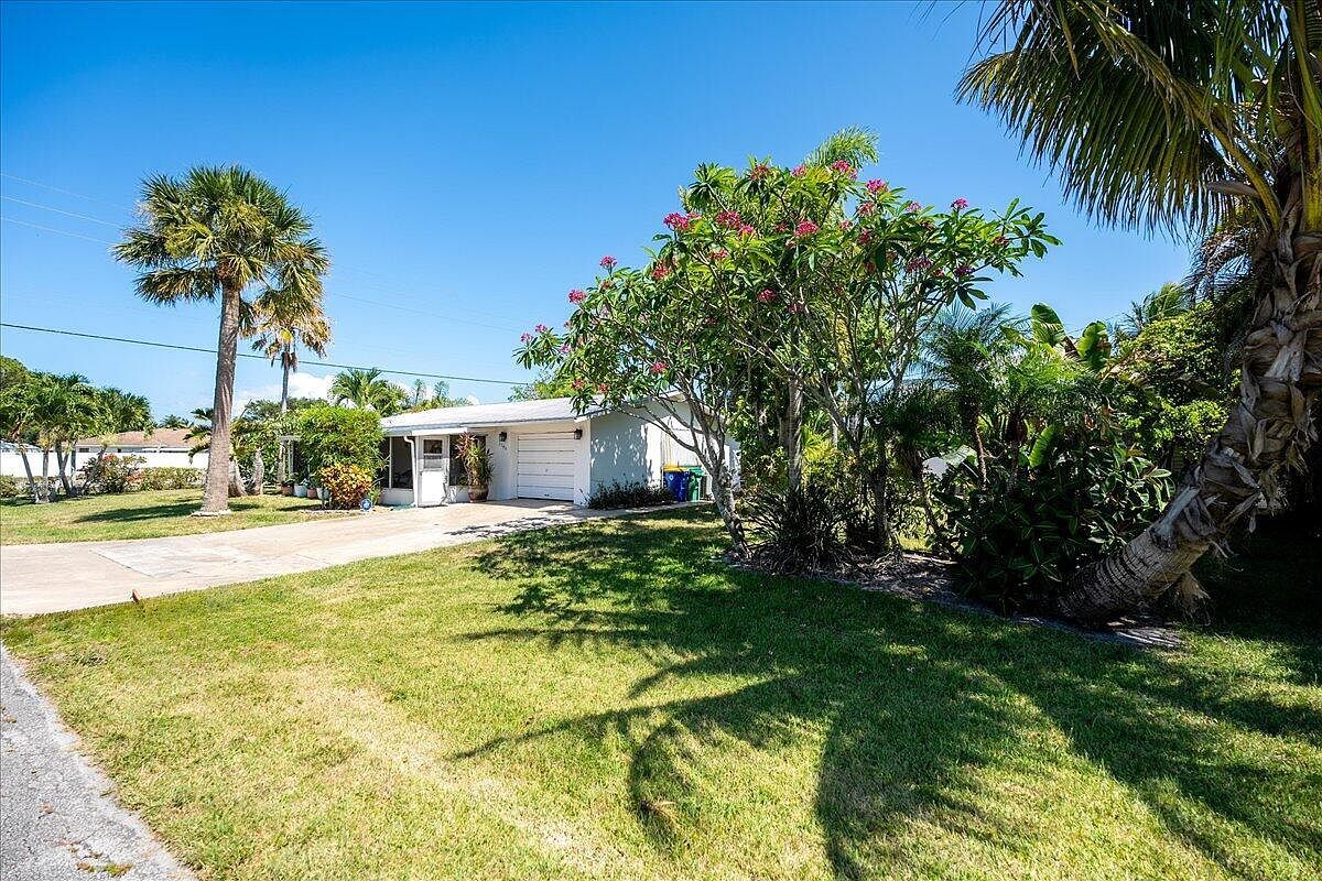 1180 NE Crescent St Jensen Beach, FL 34957  | Single Family