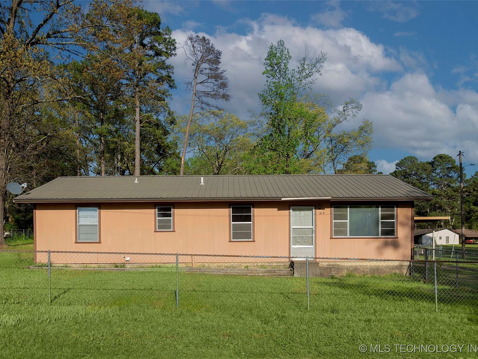 612 W Circle Dr Broken Bow, OK 74728  | Single Family