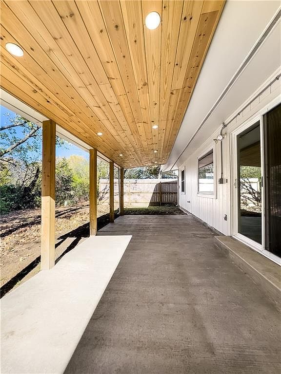 108 Catalpa St Coffeyville, KS 67337  | Single Family