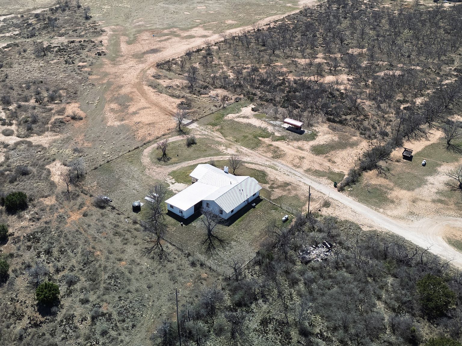 909 Crockett St Santa Anna, TX 76878 | Single Family