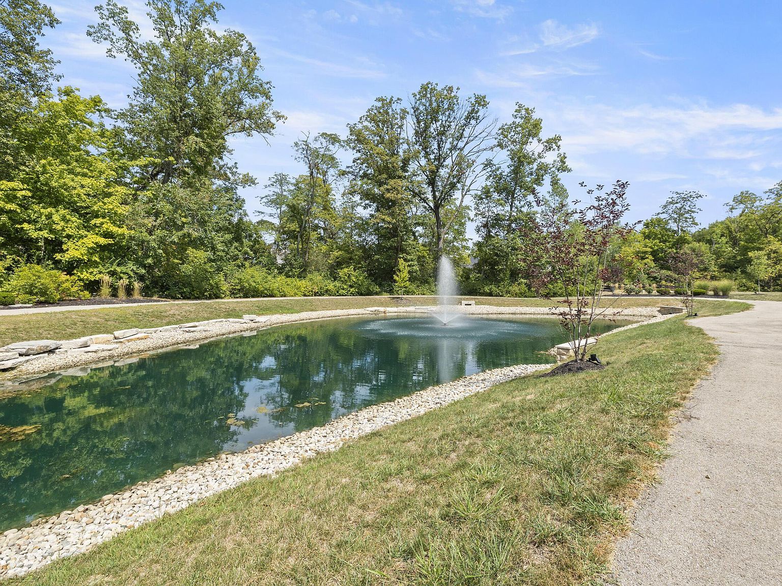 1657 Ainwick Bnd #A Grove City, OH 43123  | Condominium