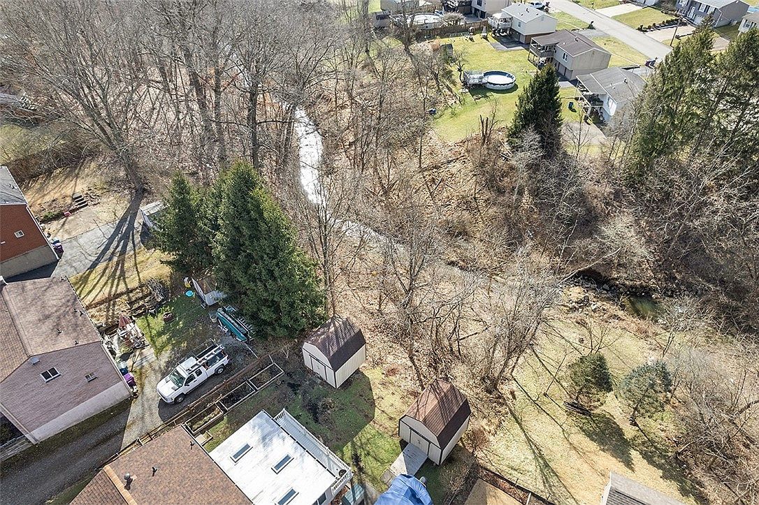 1513 Sugarloaf Dr Pittsburgh, PA 15239  | Single Family