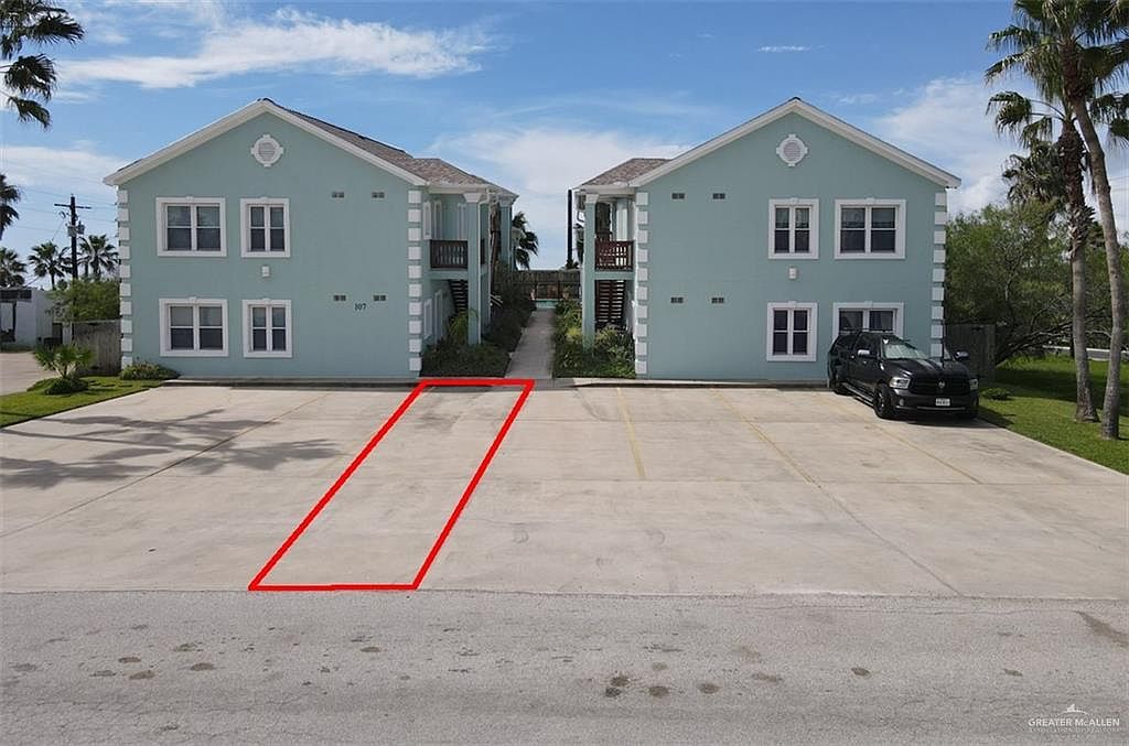 107 E Bahama St South Padre Island, TX 78597  | Condominium