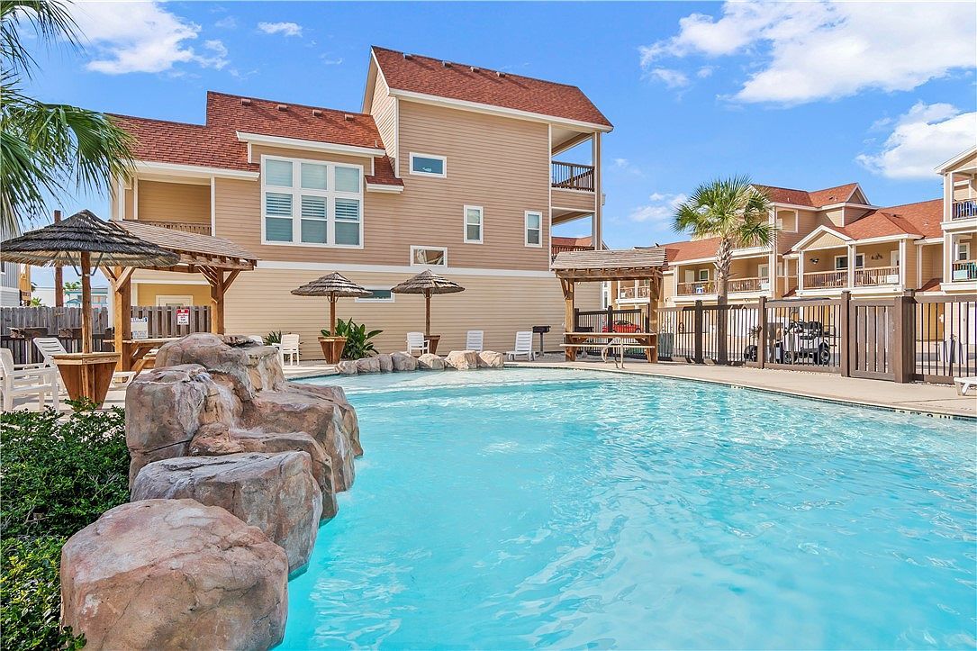 1813 S 11th St APT 502 Port Aransas, TX 78373  | New build