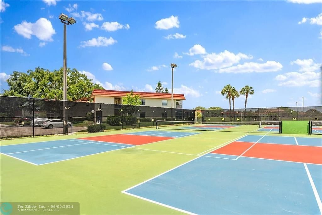 9 Vista Palm Ln APT 204 Vero Beach, FL 32962  | Condominium