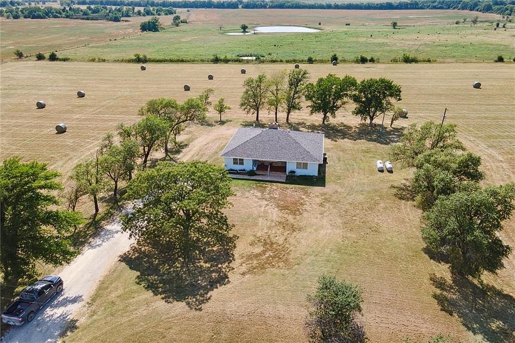 8450 Decatur Rd Fredonia, KS 66736  | Single Family
