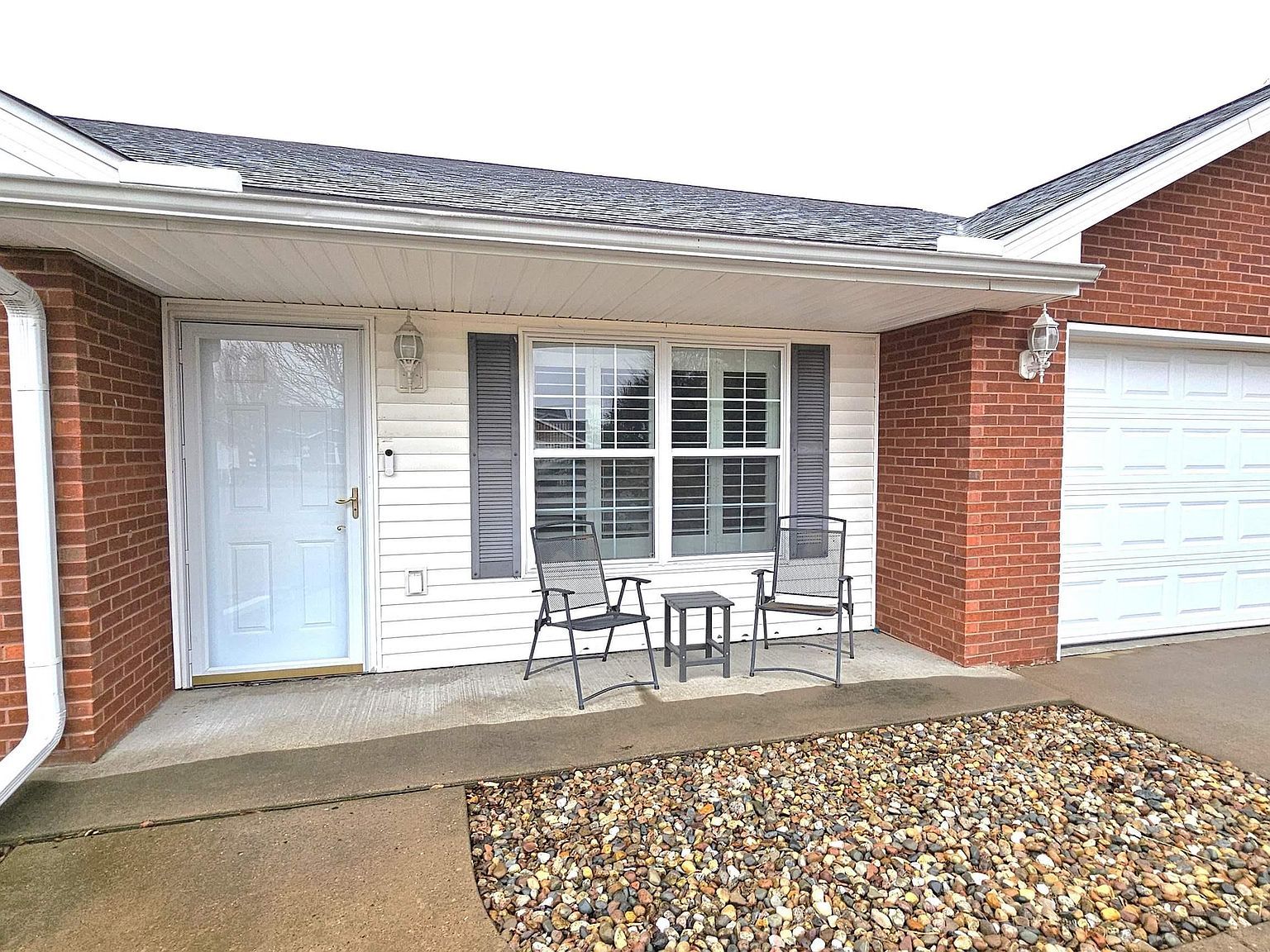 3211 Cherokee Dr Marion, IL 62959 - Thumbnail 4