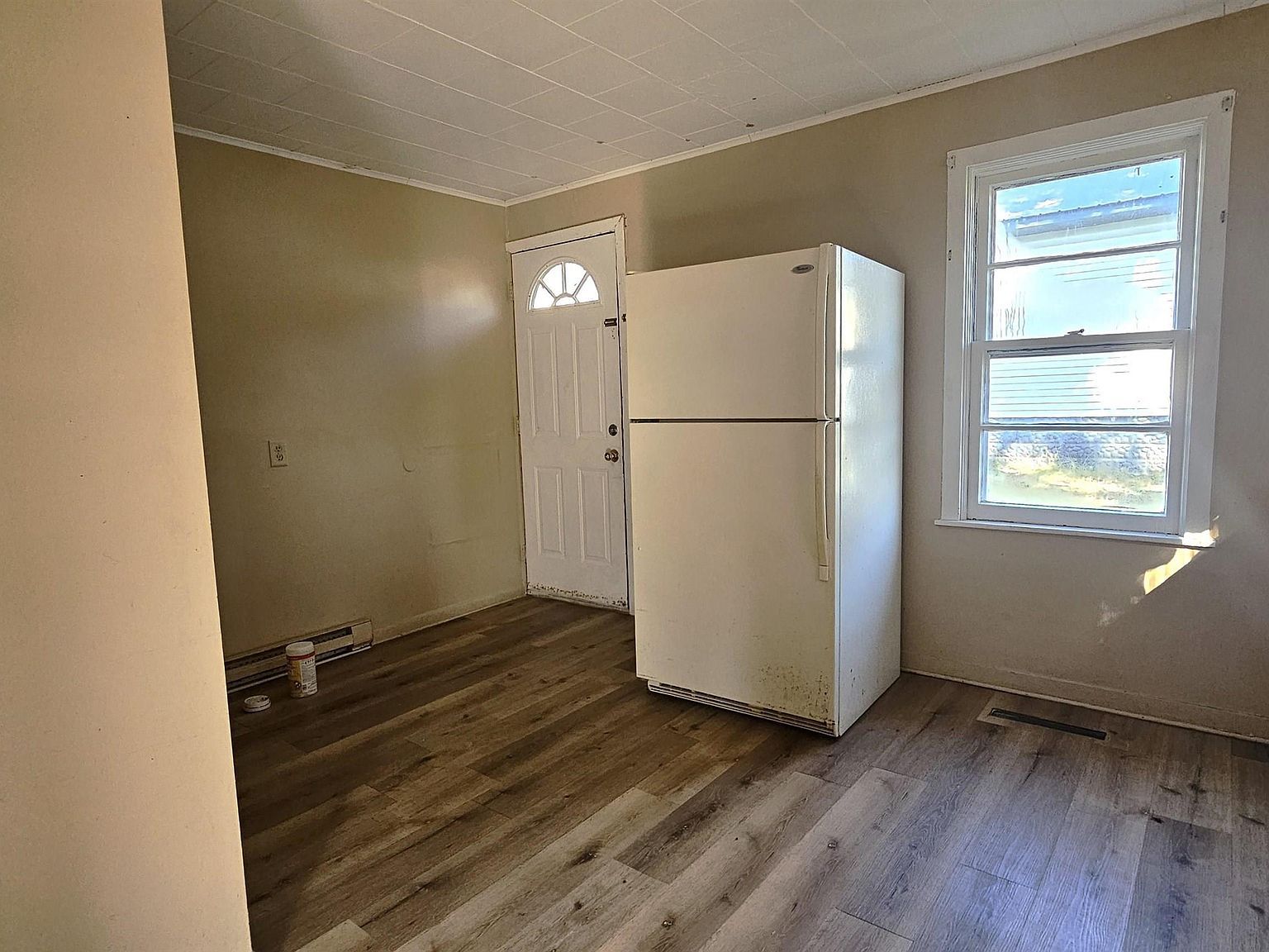 200 W 12th St Johnston City, IL 62951 - Thumbnail 4