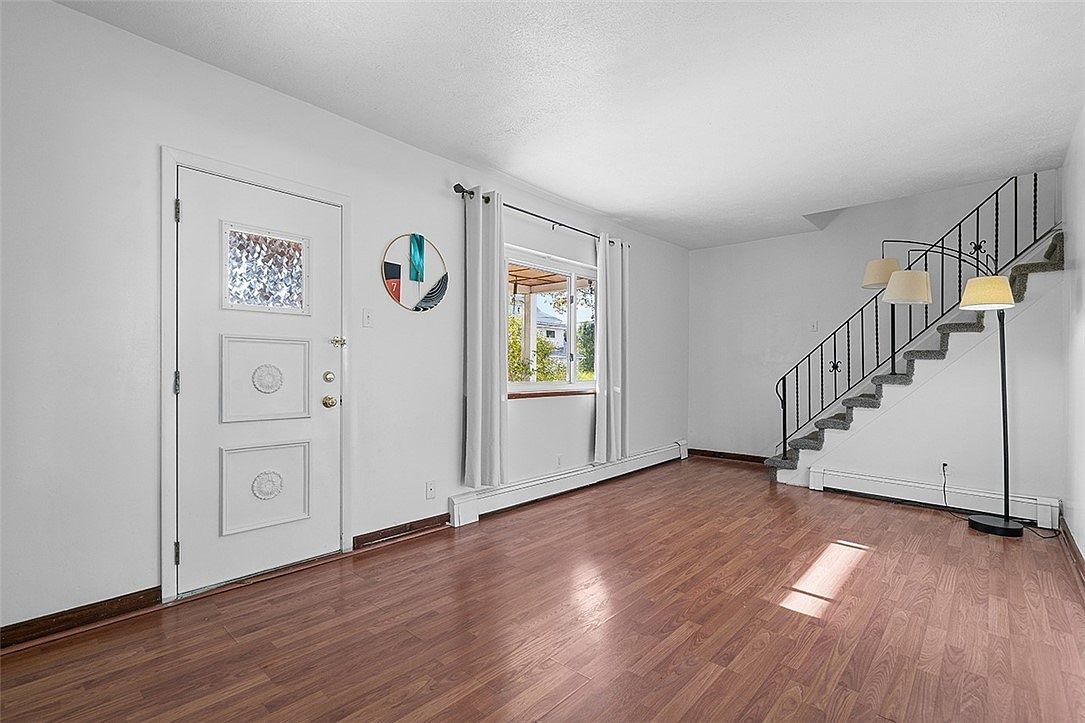 404 1/2 Franklin Ave Vandergrift, PA 15690 - Thumbnail 4