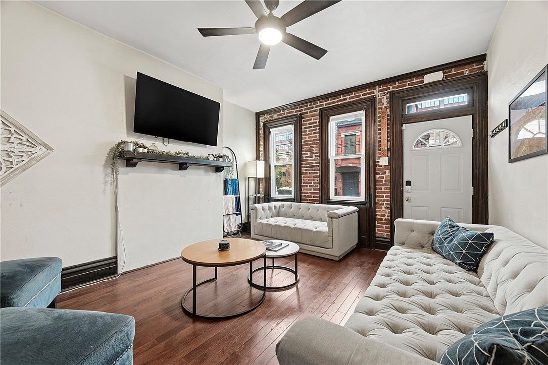 2120 Sidney St Pittsburgh, PA 15203 - Thumbnail 4