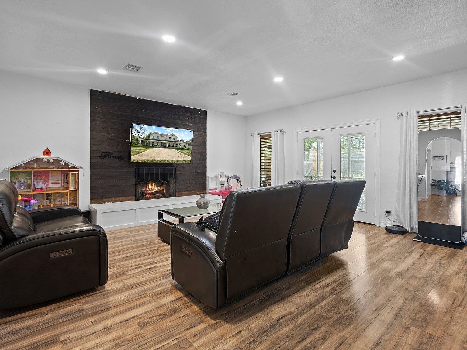 503 Countrywood Cir Sour Lake, TX 77659 - Thumbnail 4