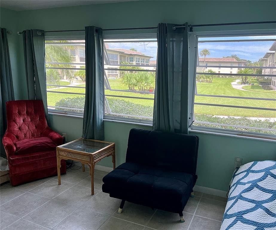 5123 Topaz Ln APT 105 New Port Richey, FL 34652 - Thumbnail 4