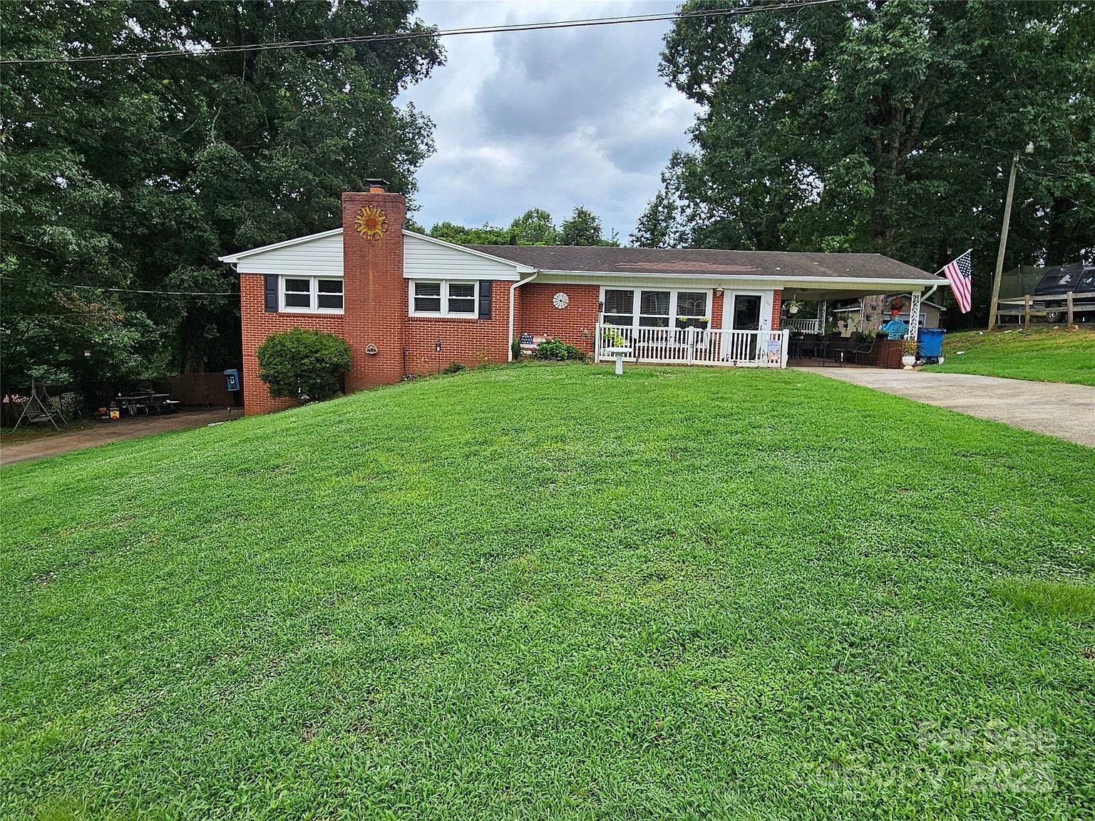 116 Hilltop Ave Valdese, NC 28690 - Thumbnail 4