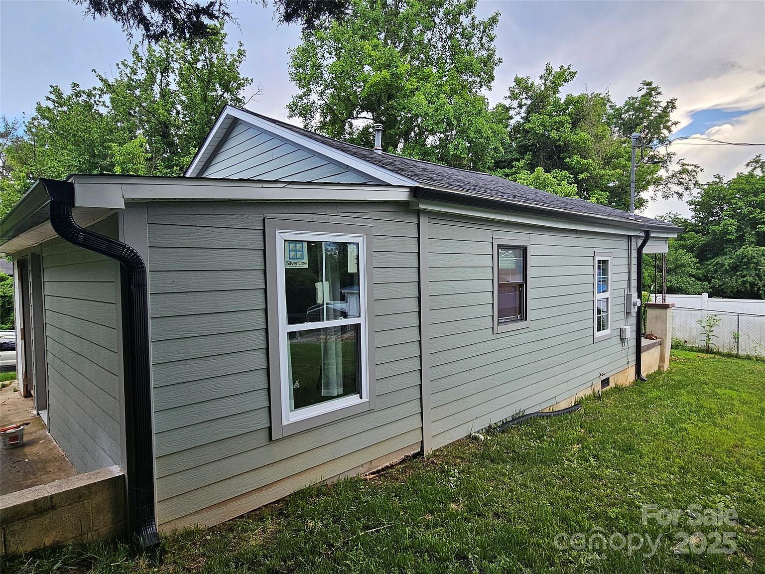 533B Hill St NW Lenoir, NC 28645 - Thumbnail 4