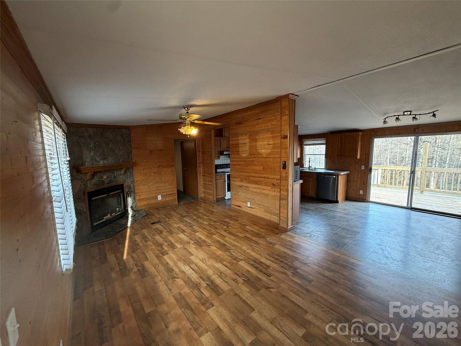 215 Humphrey Blvd Gastonia, NC 28052 - Thumbnail 4