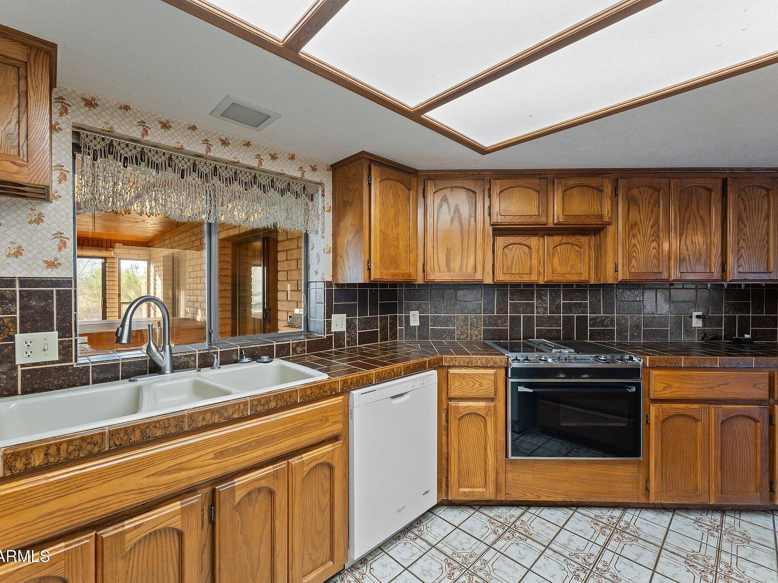 27610 W Gill Rd Morristown, AZ 85342 - Thumbnail 4