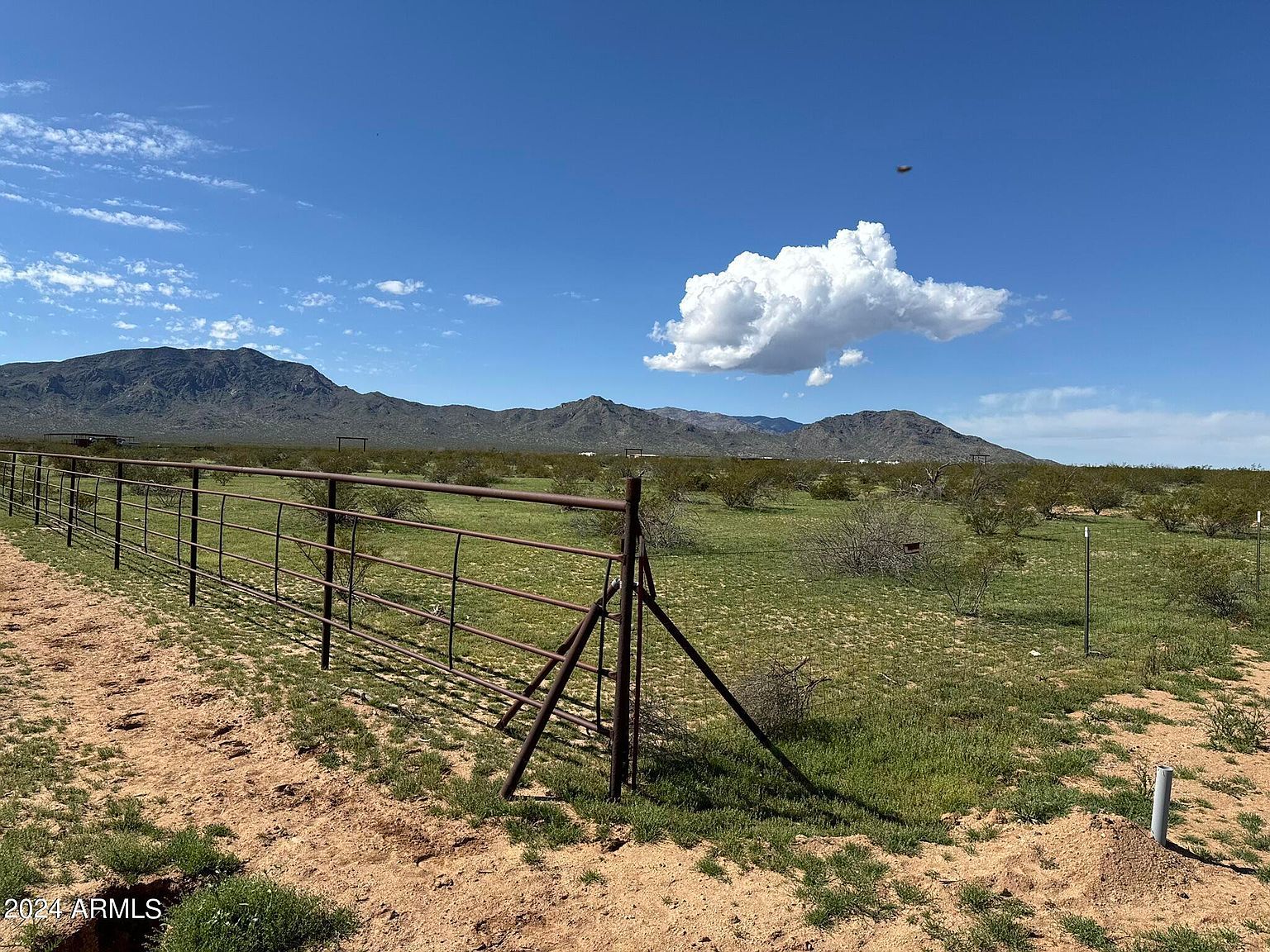 00XX N 529th Ave PARCEL 2B Aguila, AZ 85320 - Thumbnail 4
