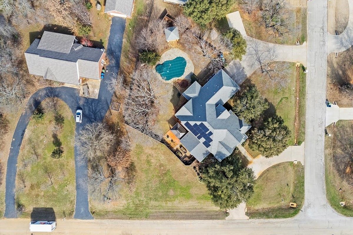 900 Amethyst Dr Little Elm, TX 75068 - Thumbnail 4