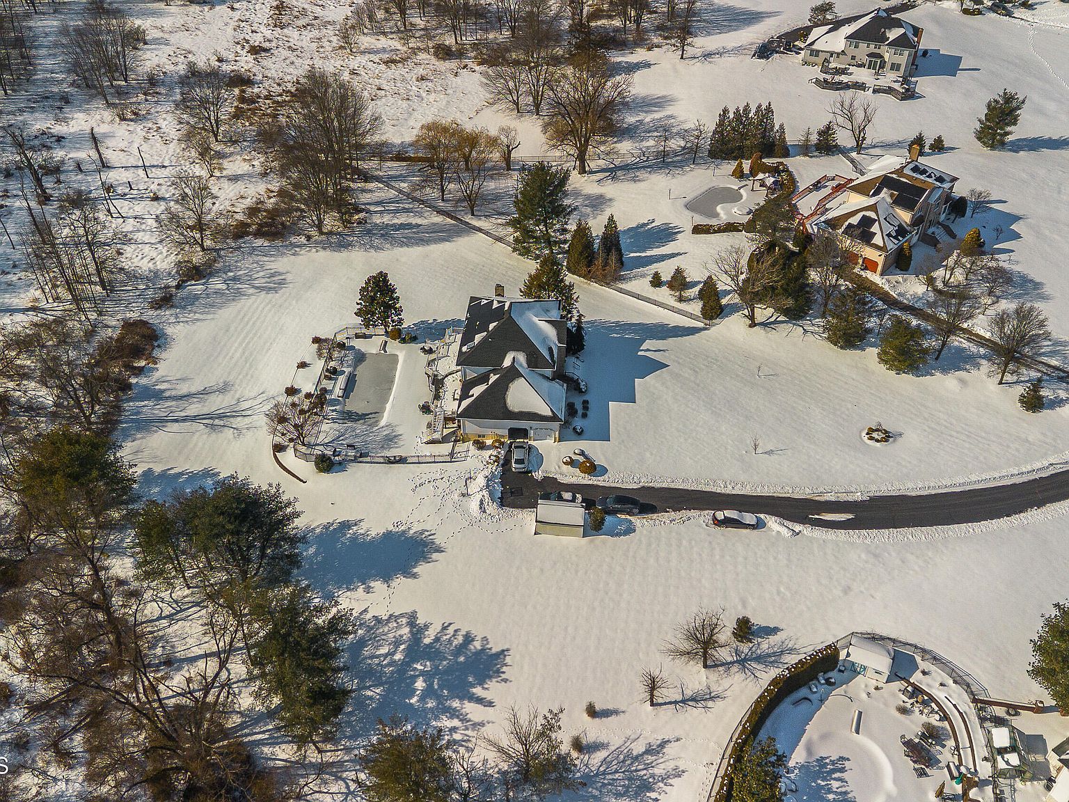 8 Tamar Ct Manalapan, NJ 07726 - Thumbnail 4