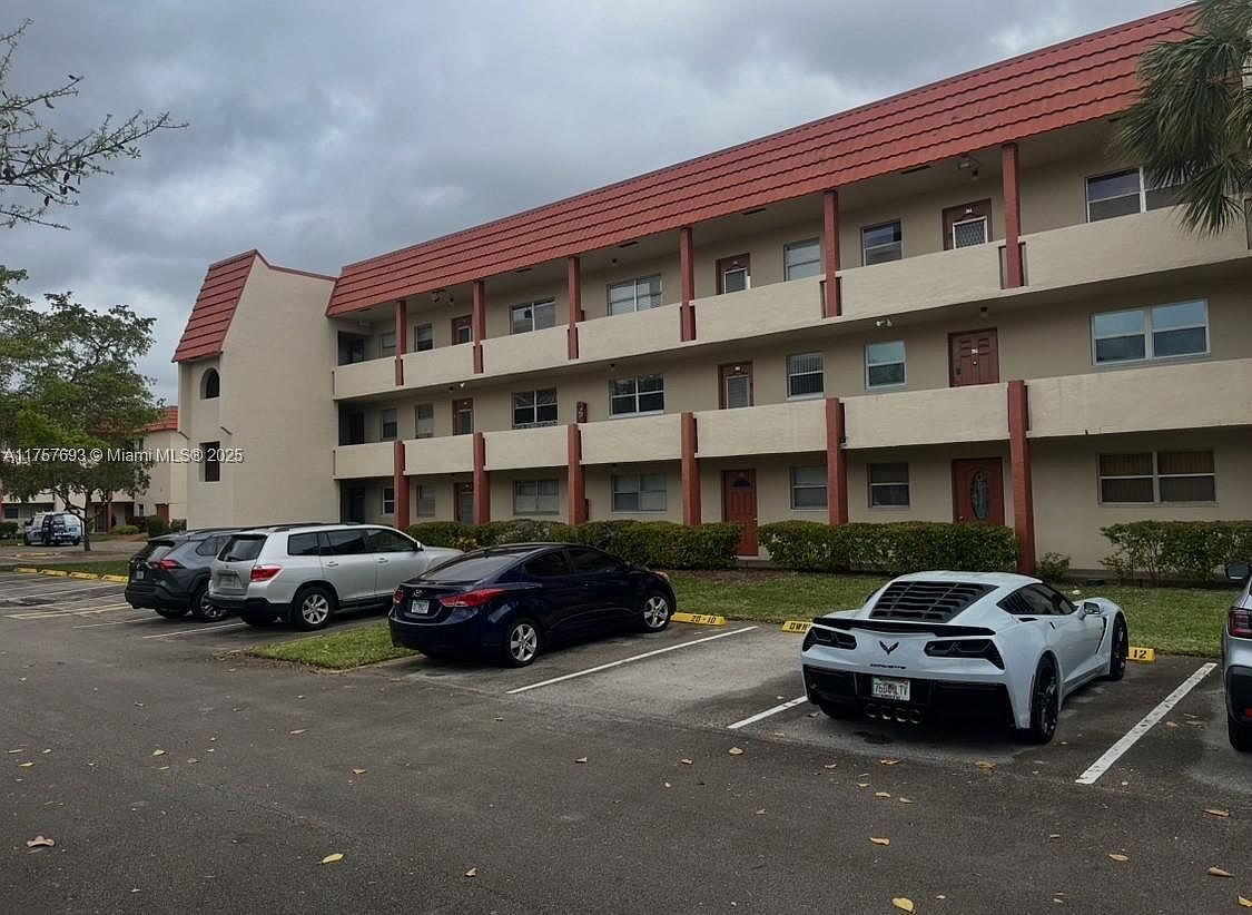 3051 Sunrise Lakes Dr #101 Fort Lauderdale, FL 33322 - Thumbnail 4