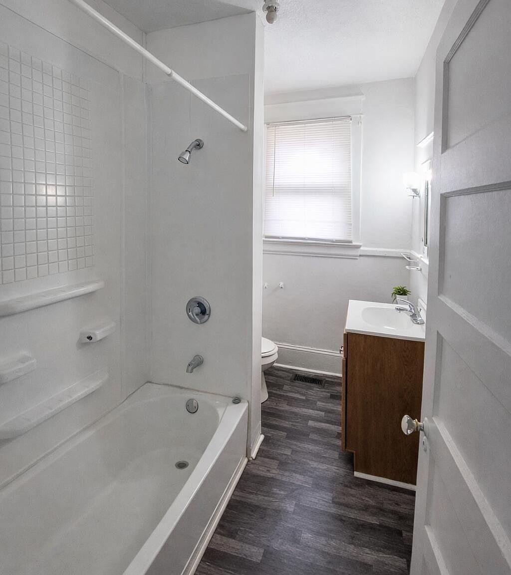 421 N Daughtry St Rocky Mount, NC 27801 - Thumbnail 4