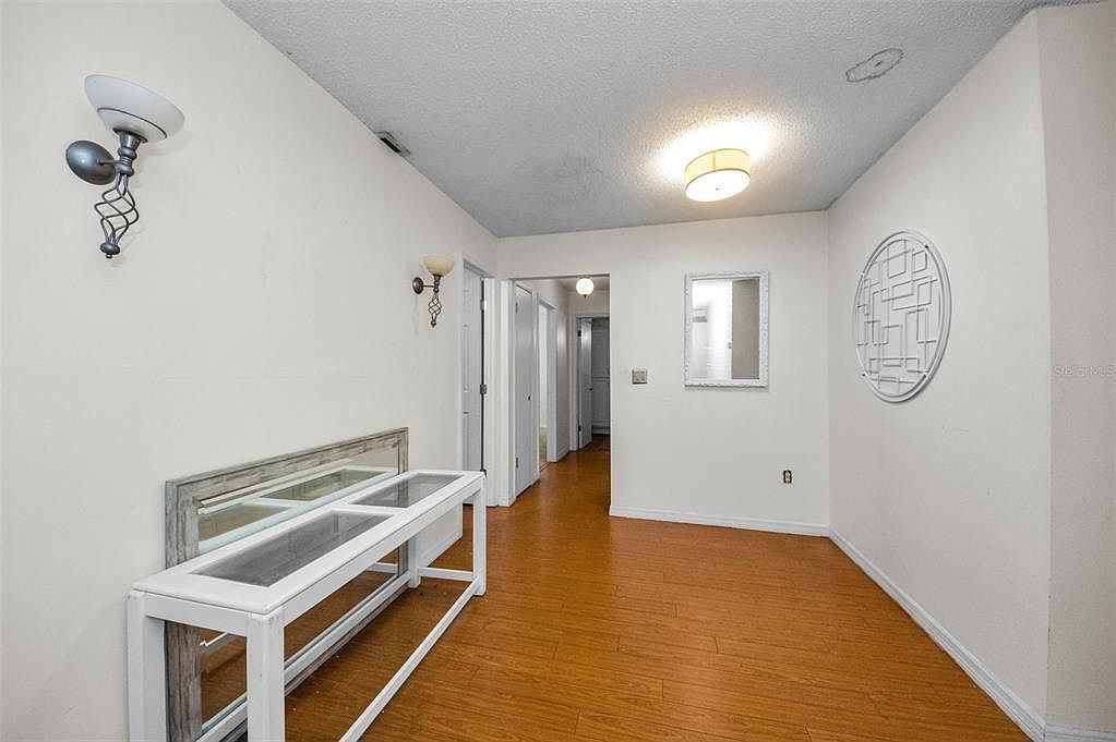 8810 Seeley Ln Hudson, FL 34667 - Thumbnail 4