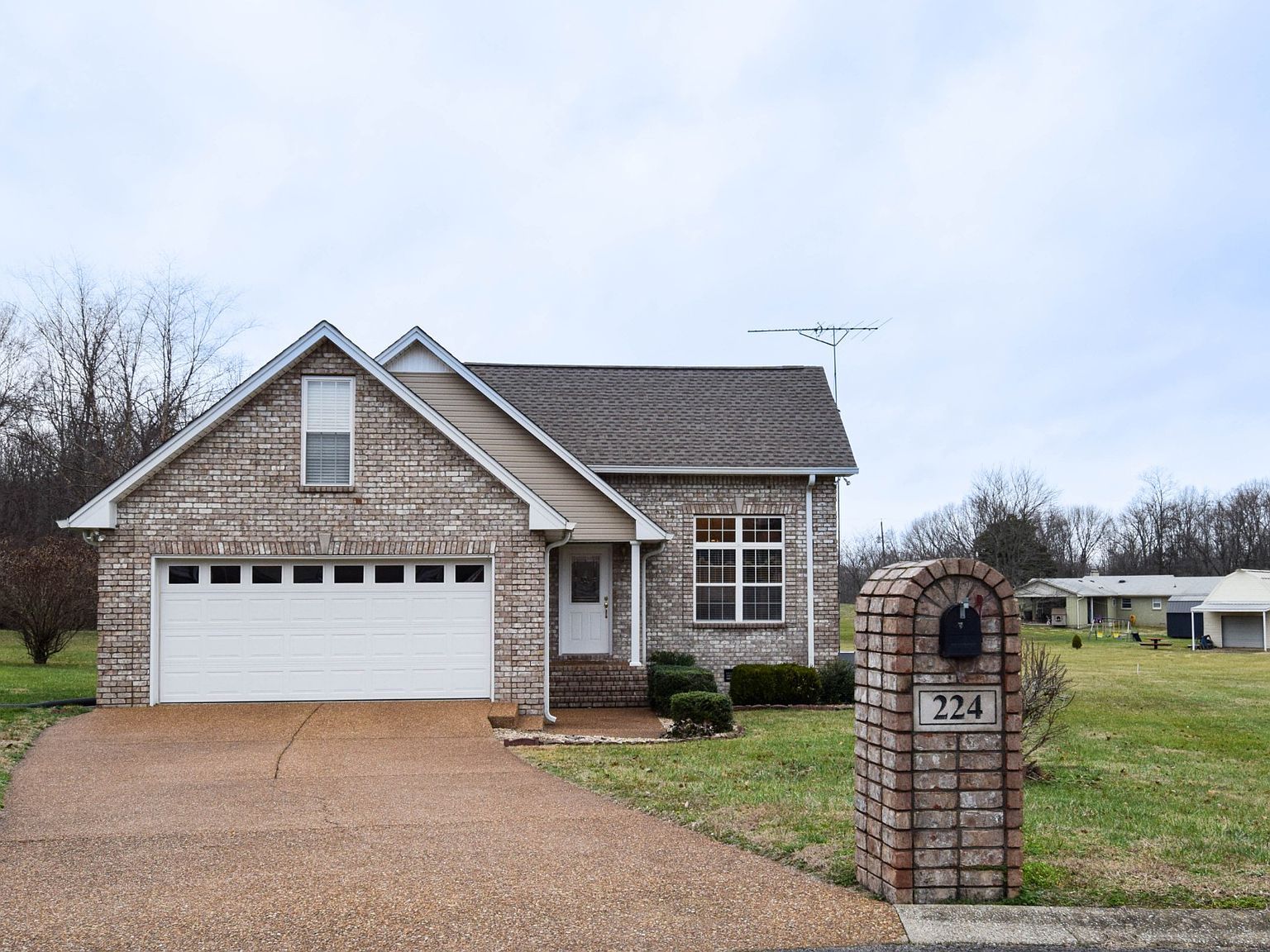 224 Wagoners Way Westmoreland, TN 37186 - Thumbnail 4