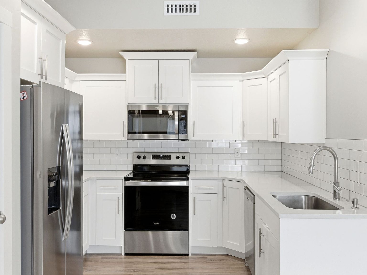 2270 W 2650 S Unit 136 Ogden, UT 84401 - Thumbnail 4