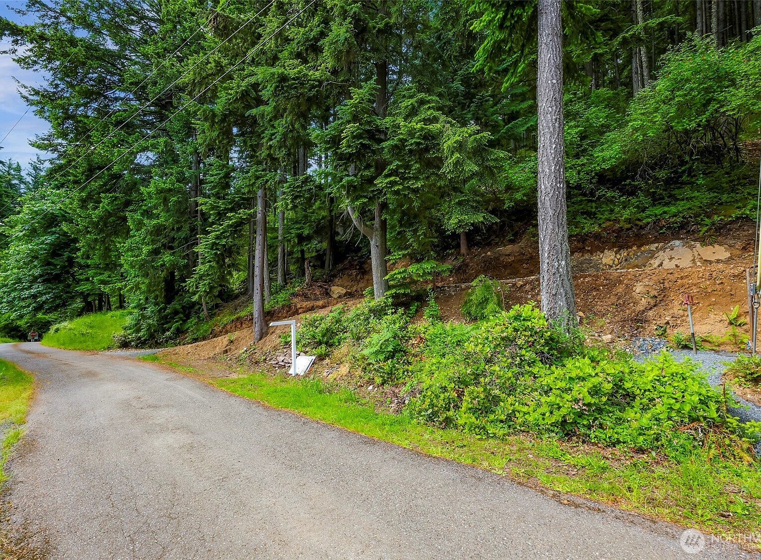 3071 Hales Passage Dr Lummi Island, WA 98262 - Thumbnail 4