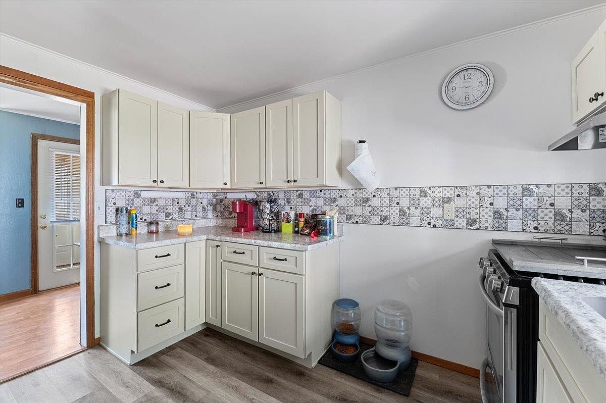 830 S Chicago St Hot Springs, SD 57747 - Thumbnail 4