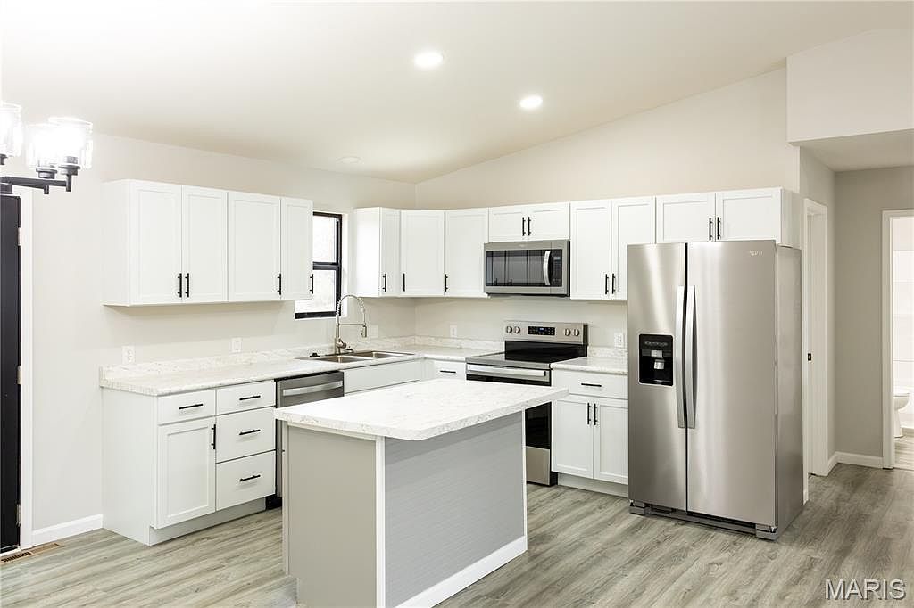 24401 Trolly Ln Dixon, MO 65459 - Thumbnail 4