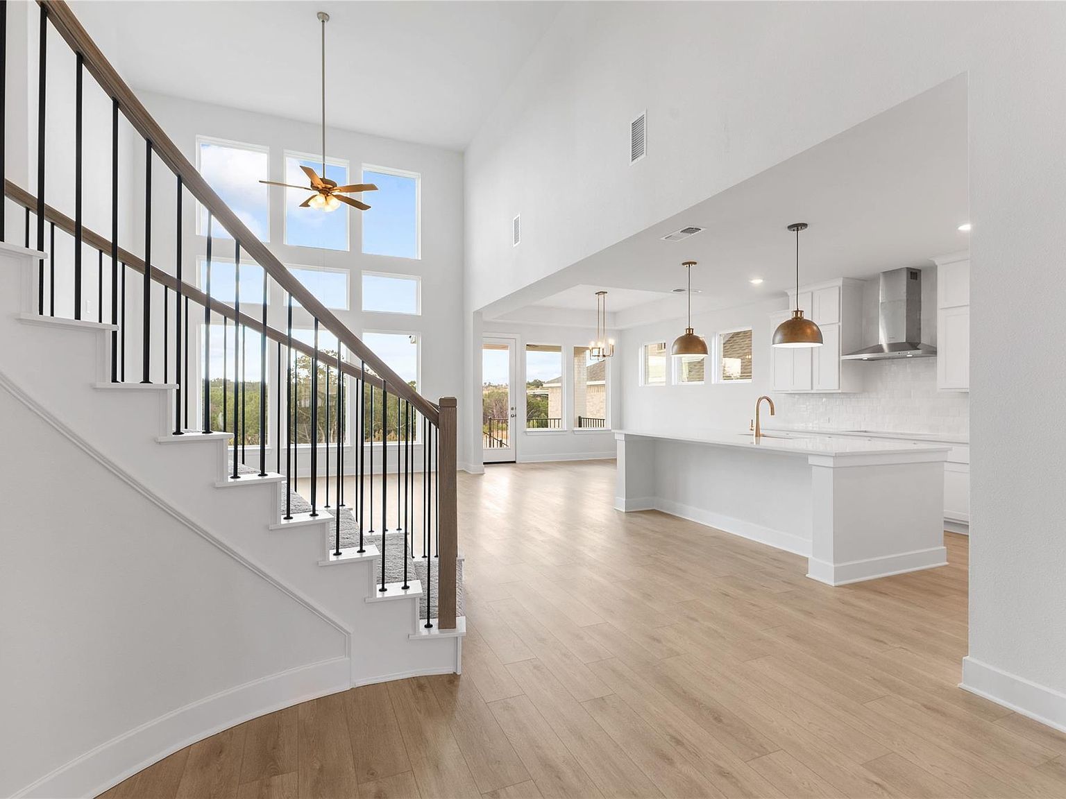 1528 Rodeo Ridge Dr Georgetown, TX 78628 - Thumbnail 4