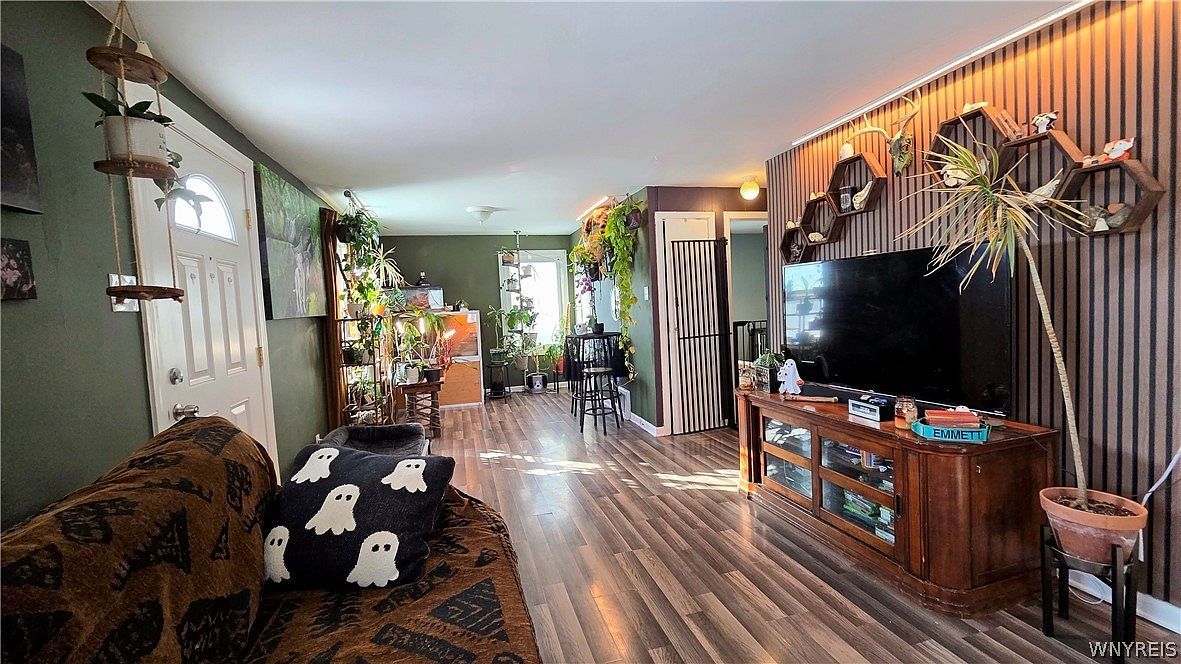 68 Chapel Ave Buffalo, NY 14225 - Thumbnail 4