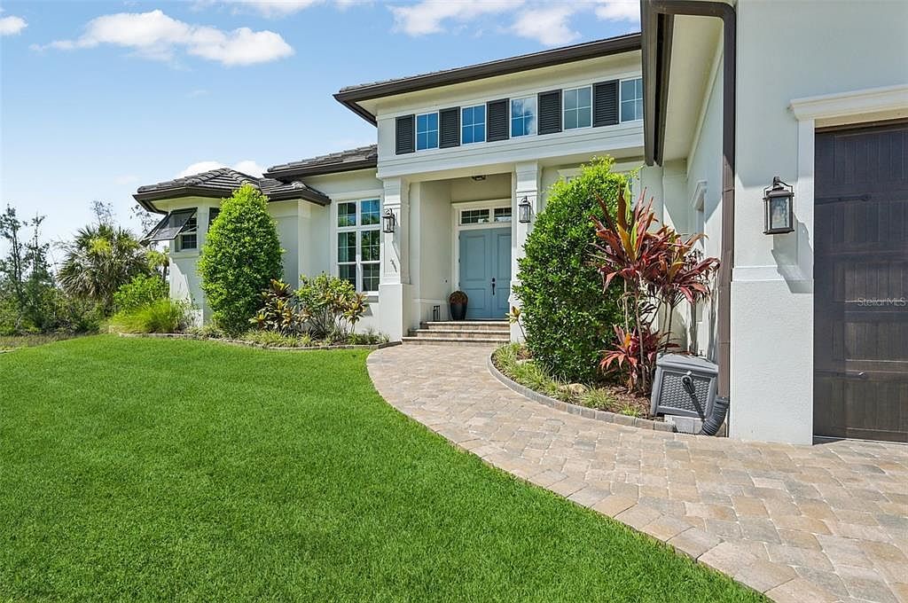 609 Colonial Bay Dr Nokomis, FL 34275 - Thumbnail 4