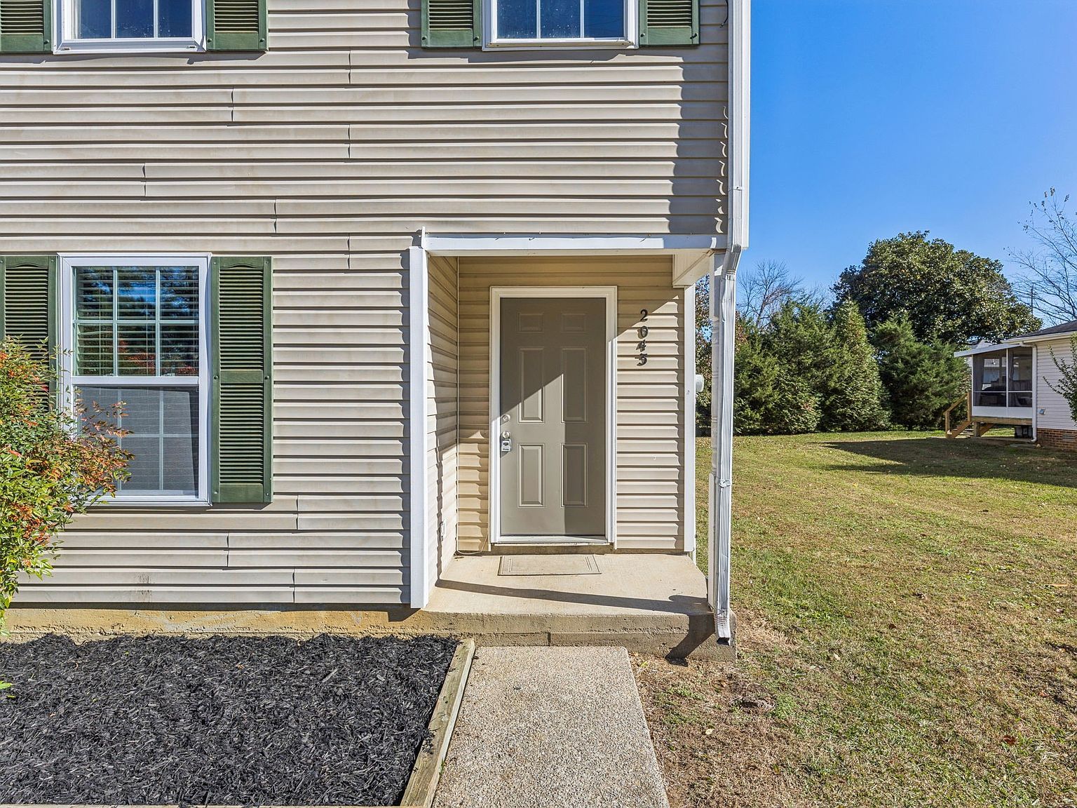 2043 Bradyville Pike Murfreesboro, TN 37130 - Thumbnail 4