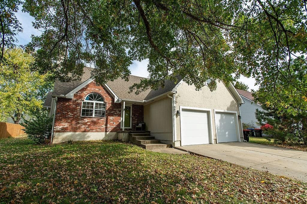 1603 Roanoke Dr Warrensburg, MO 64093 - Thumbnail 4