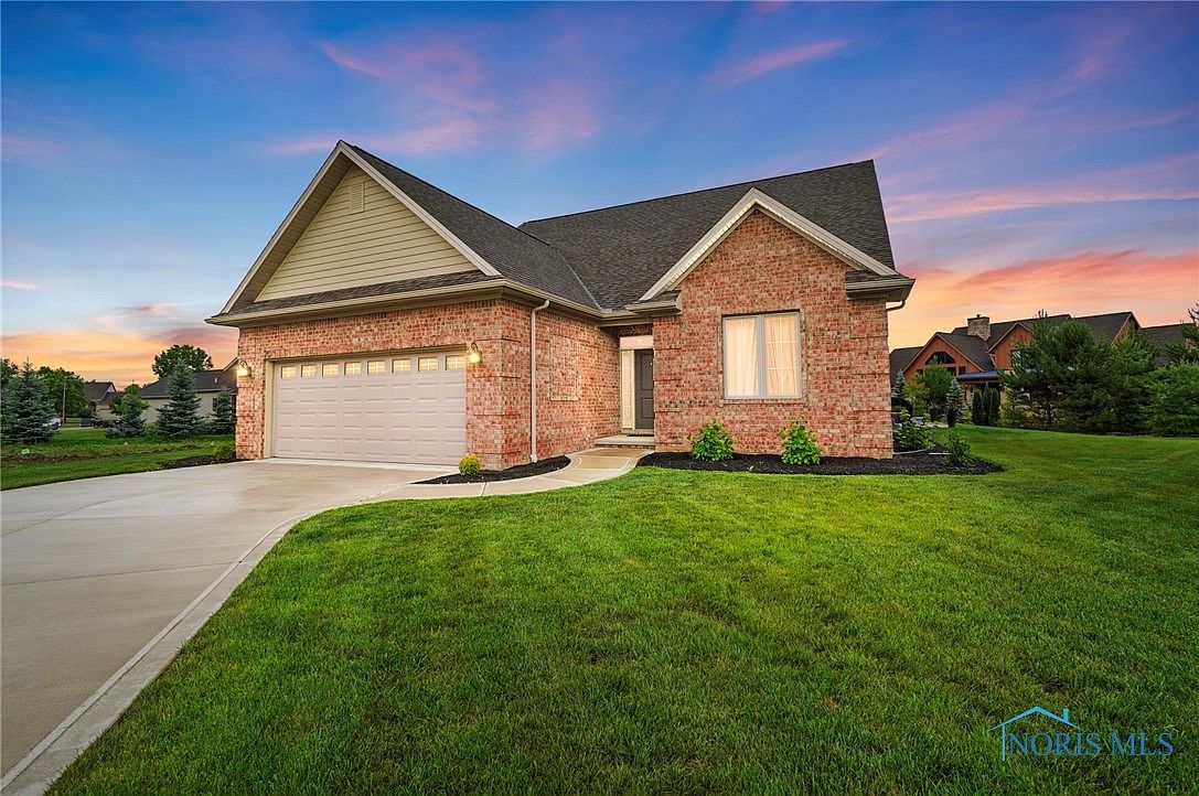 1635 Winterwood Ct Bowling Green, OH 43402 - Thumbnail 4
