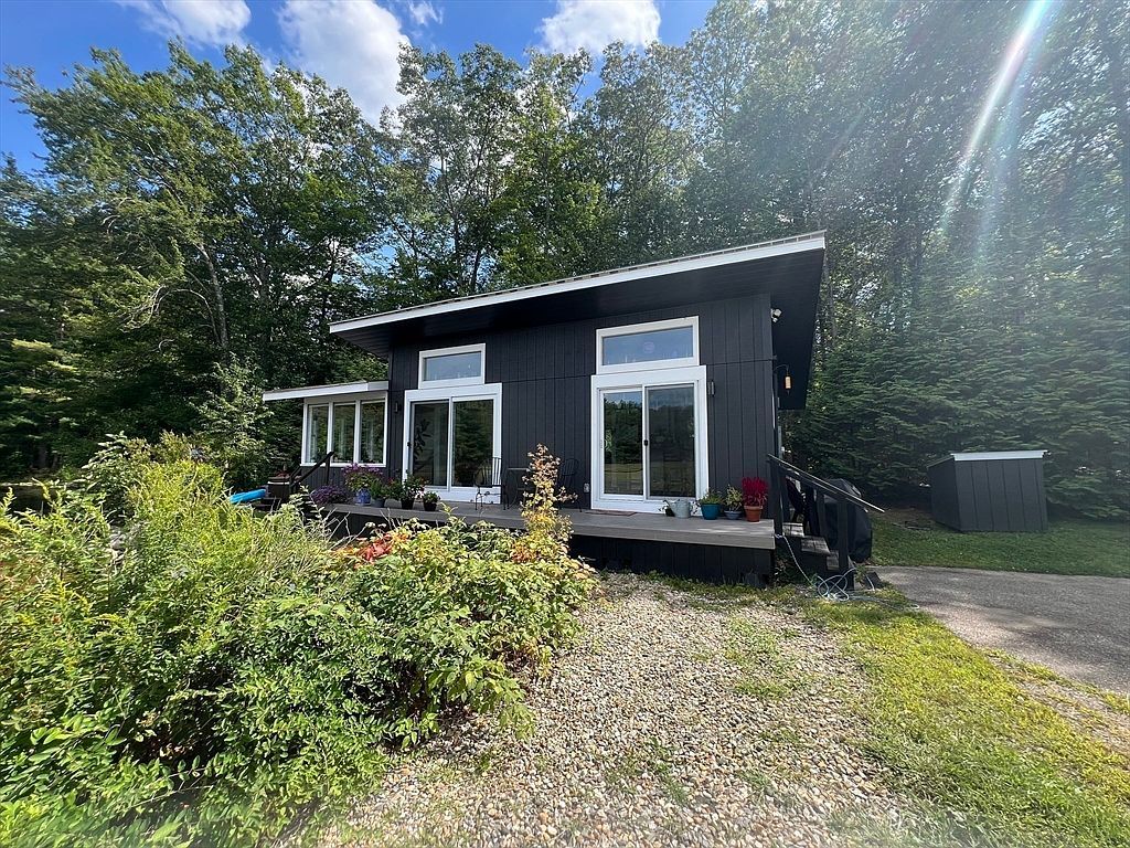 102 River St Leicester, MA 01524 - Thumbnail 4