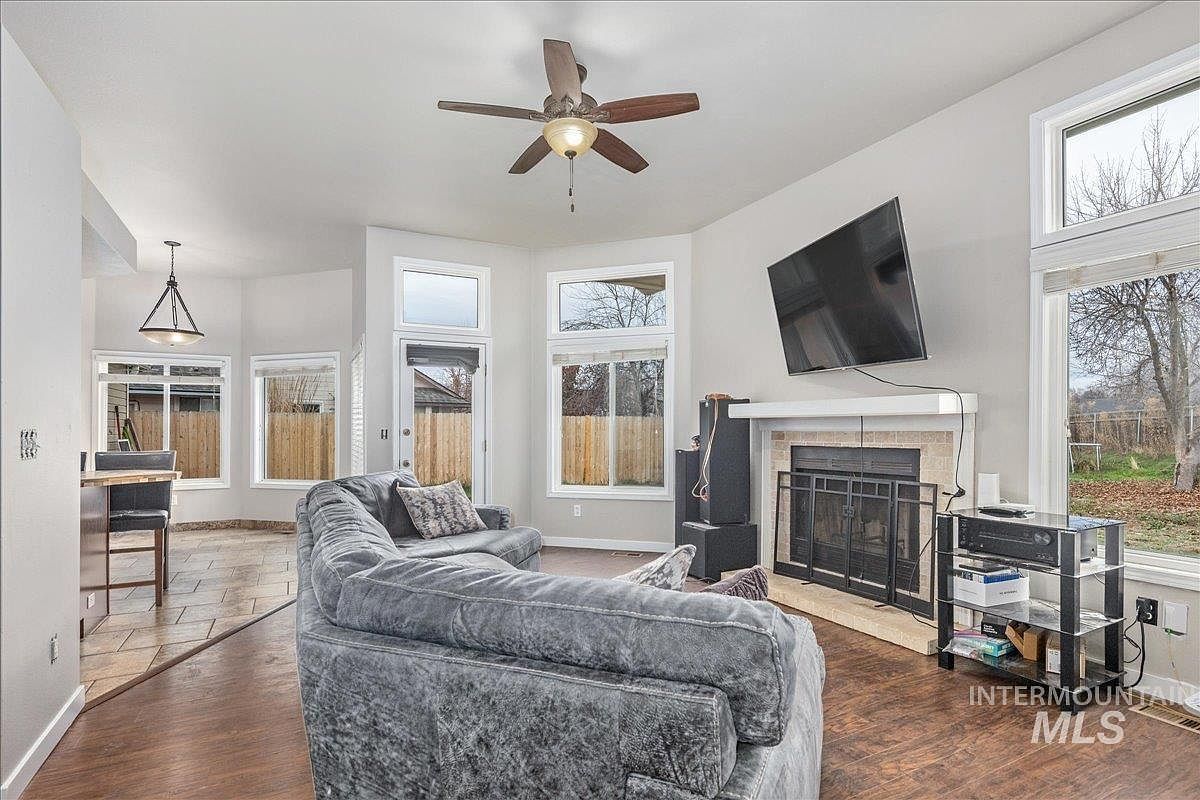 1966 N Pilgrim Ave Boise, ID 83704 - Thumbnail 4