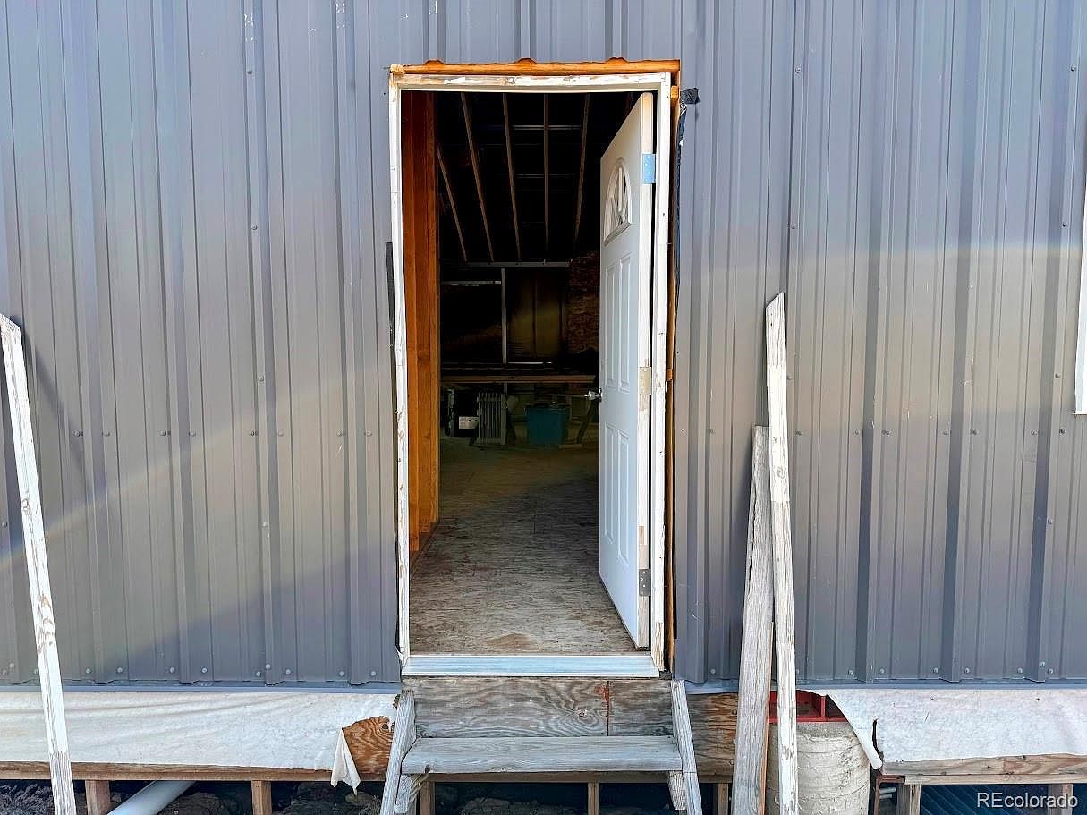 457 Caracara Ln Jefferson, CO 80456 - Thumbnail 4