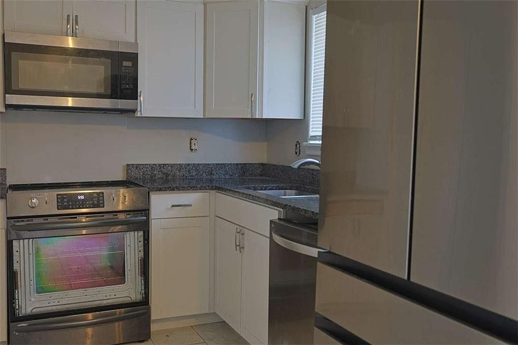 6540 Connell Rd S Atlanta, GA 30349 - Thumbnail 4