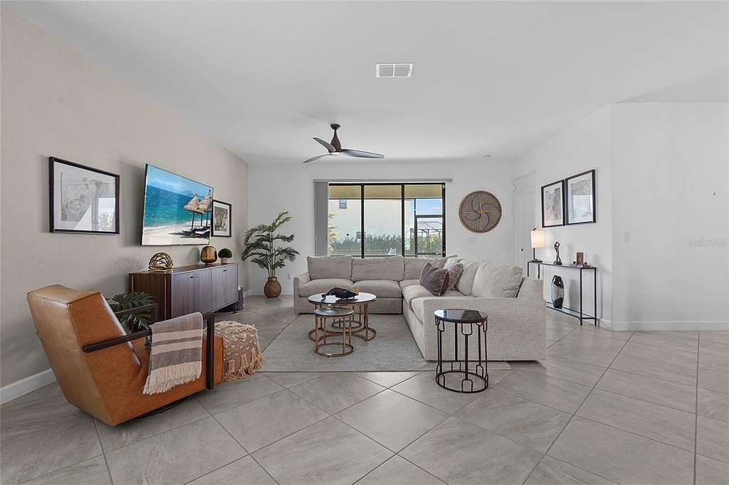 5107 Coral Reef Way Bradenton, FL 34211 - Thumbnail 4