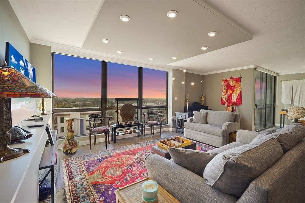 707 S Gulfstream Ave Unit 906 Sarasota, FL 34236 - Thumbnail 4