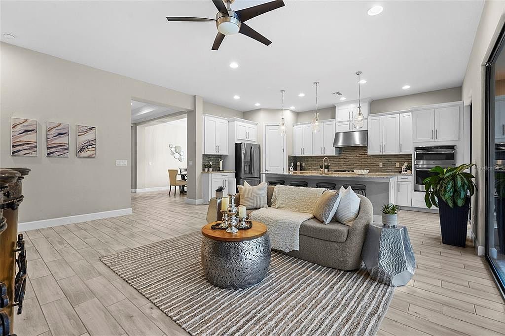 13902 Messina Loop Bradenton, FL 34211 - Thumbnail 4