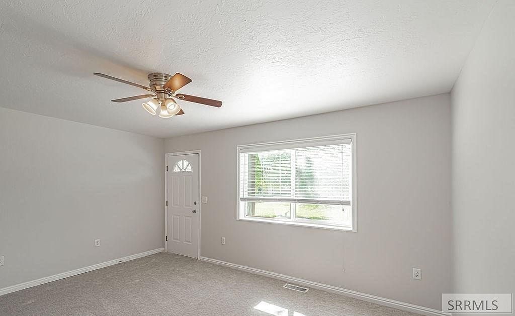 640 Sunflower Rd Rexburg, ID 83440 - Thumbnail 4